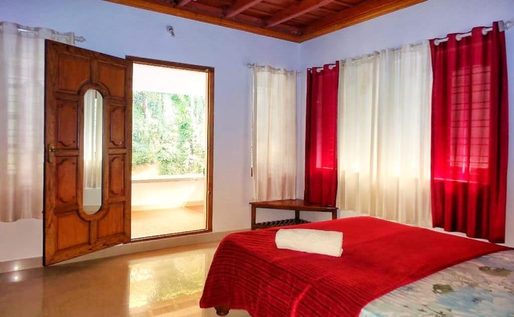 Coorg Divine Spark Home Stay Suntikoppa Zewnętrze zdjęcie